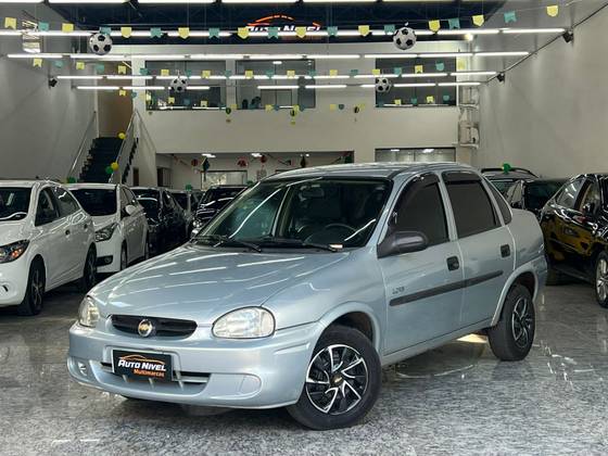 CHEVROLET CLASSIC 1.0 MPFI LIFE 8V GASOLINA 4P MANUAL CHEVROLET CLASSIC 1.0 MPFI LIFE 8V GASOLINA 4P MANUAL